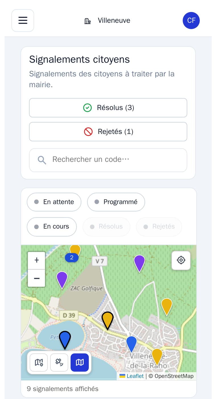 Signalements citoyens sur mobile : filtres En attente, Programmé, En cours et la carte avec ses repères