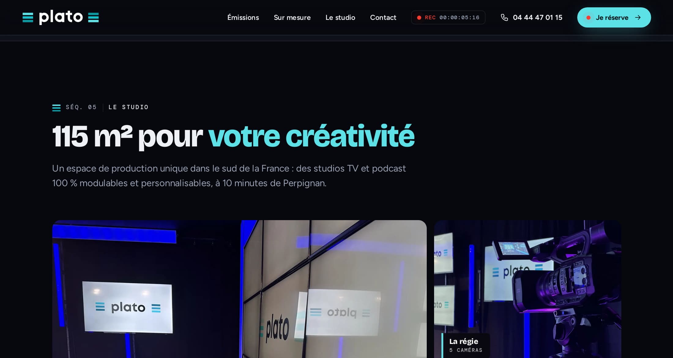 Séquence « Le studio » de l’accueil : « 115 m² pour votre créativité », mur d’écrans et caméra de plateau, légende « La régie, 5 caméras » en synthé